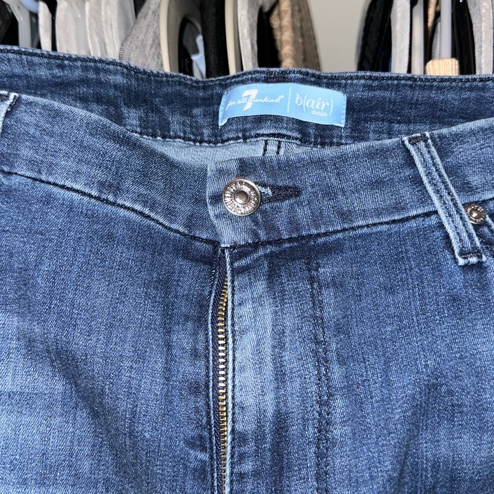 7 jeans super stretchy will fit a curvy body perfect